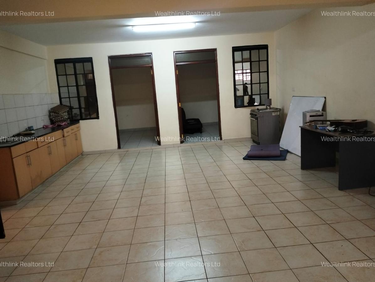 5 Bed Townhouse with En Suite at Westlands - 9