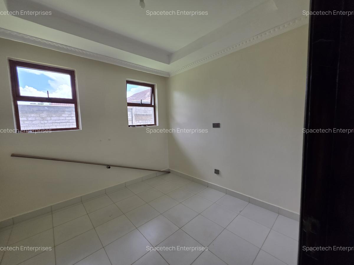 5 Bed House with En Suite in Kitisuru - 18