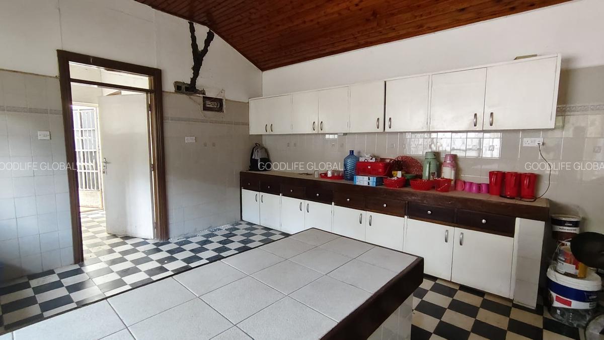 5 Bed House with En Suite at Gigiri - 6