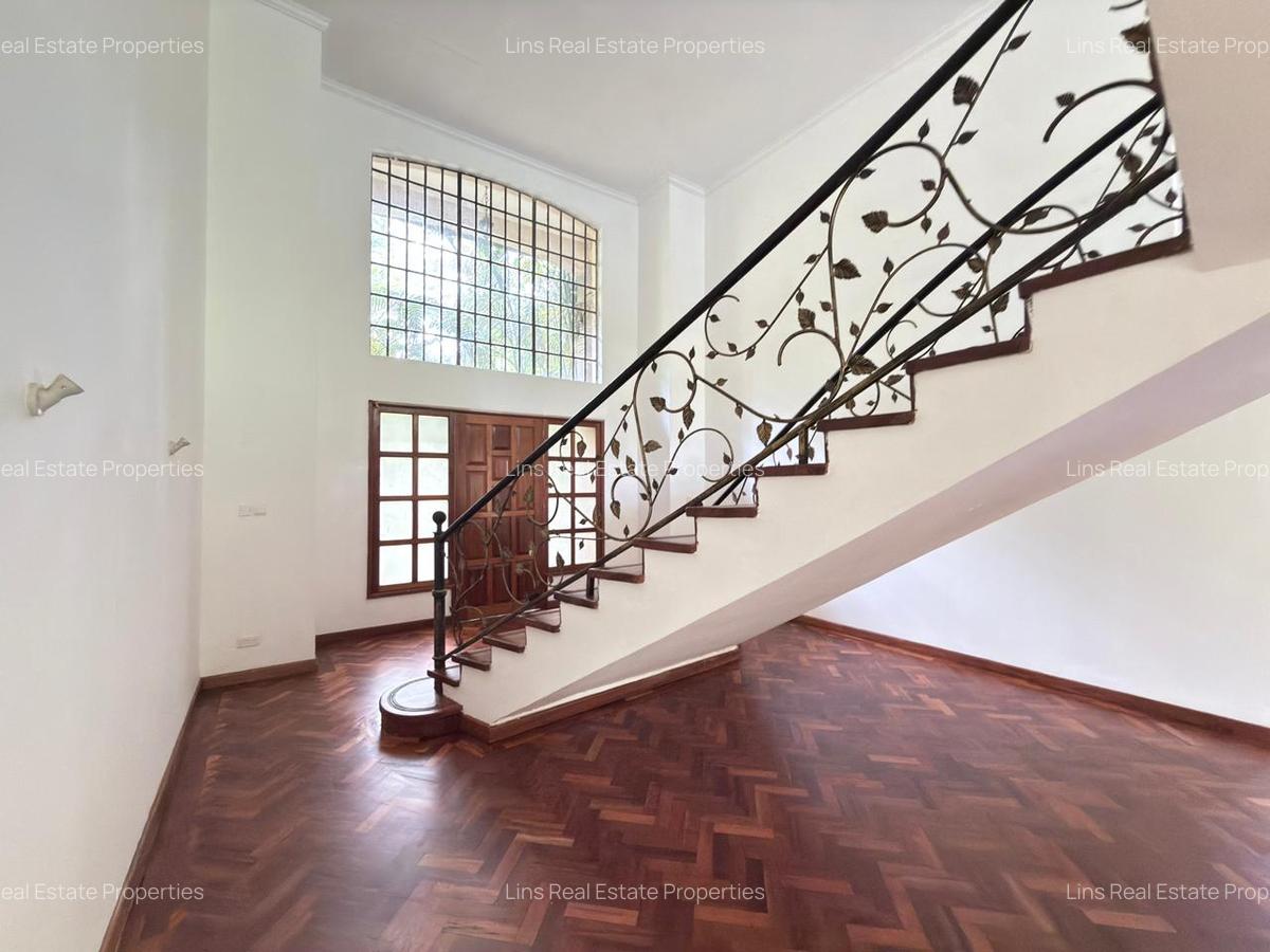 4 Bed House with En Suite in Karen - 14