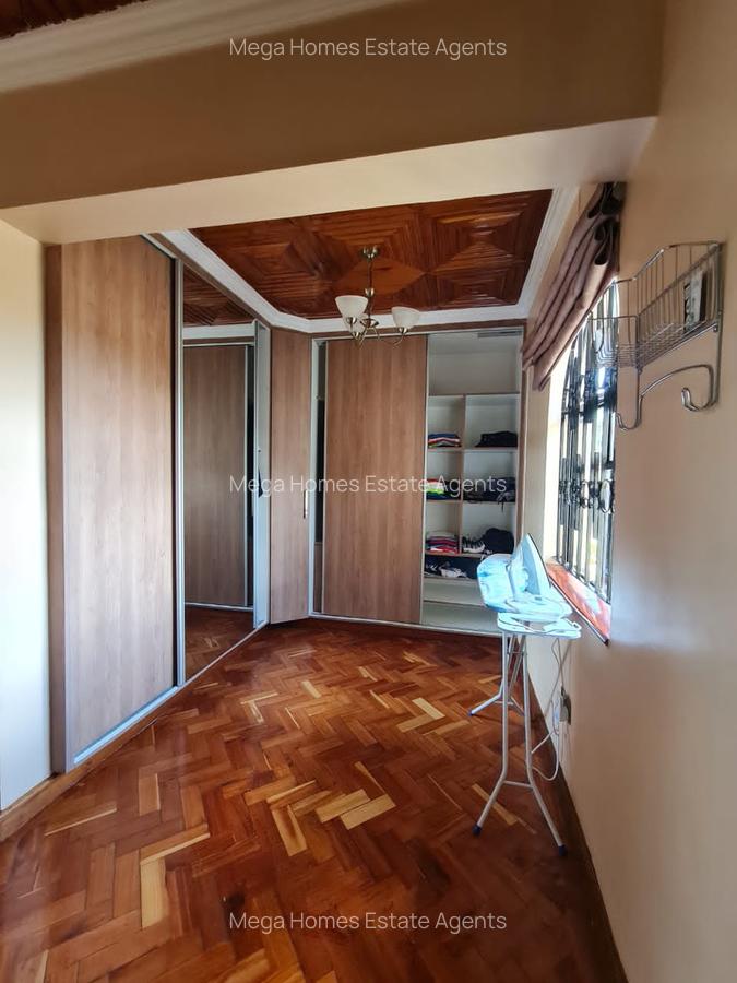 4 Bed House with En Suite in Mountain View - 9