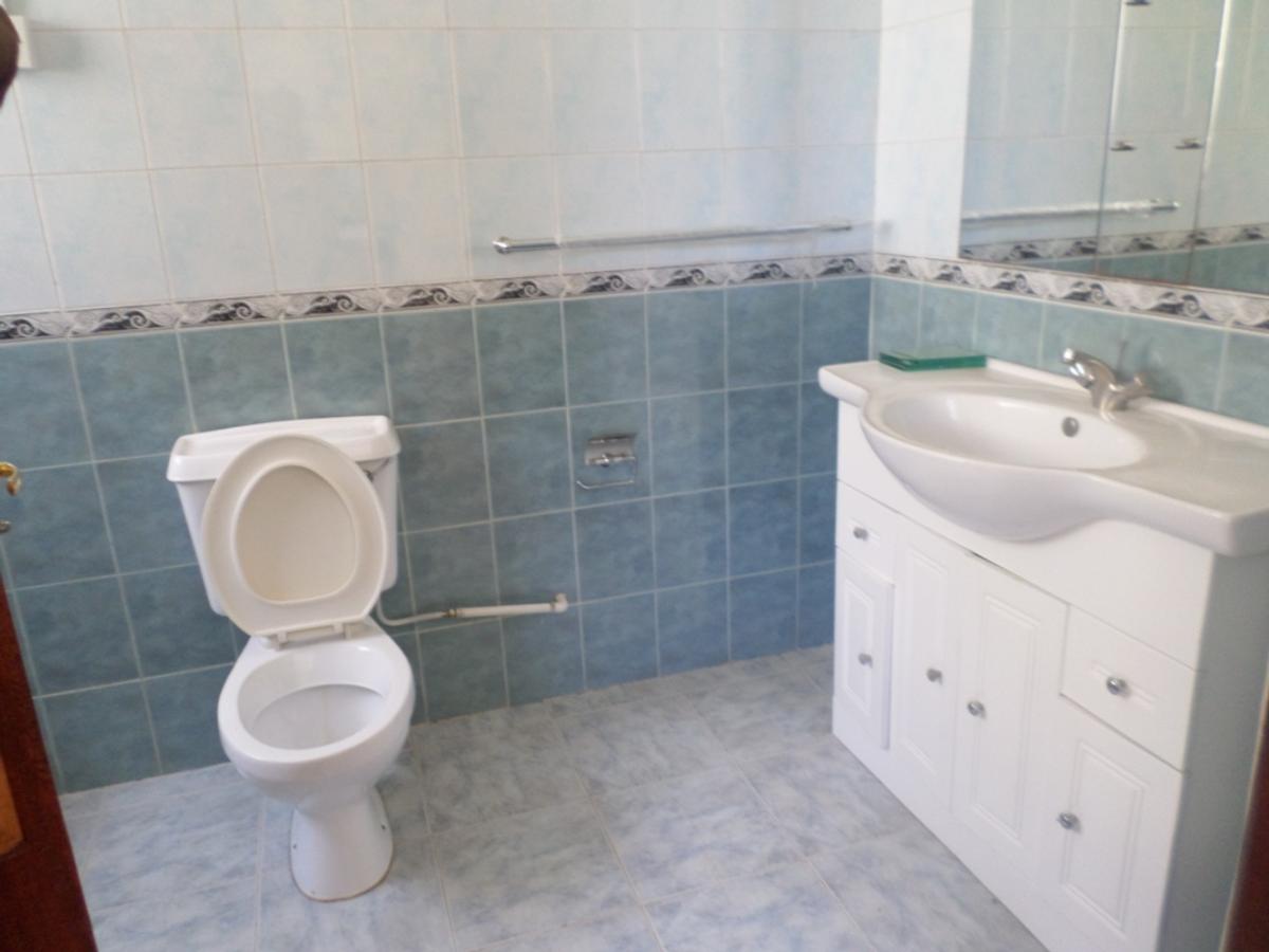 3 Bed Apartment with En Suite at Kilimani - 8