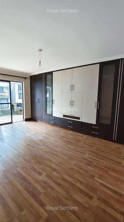 5 Bed Townhouse with En Suite at Grevillea Grove - 9