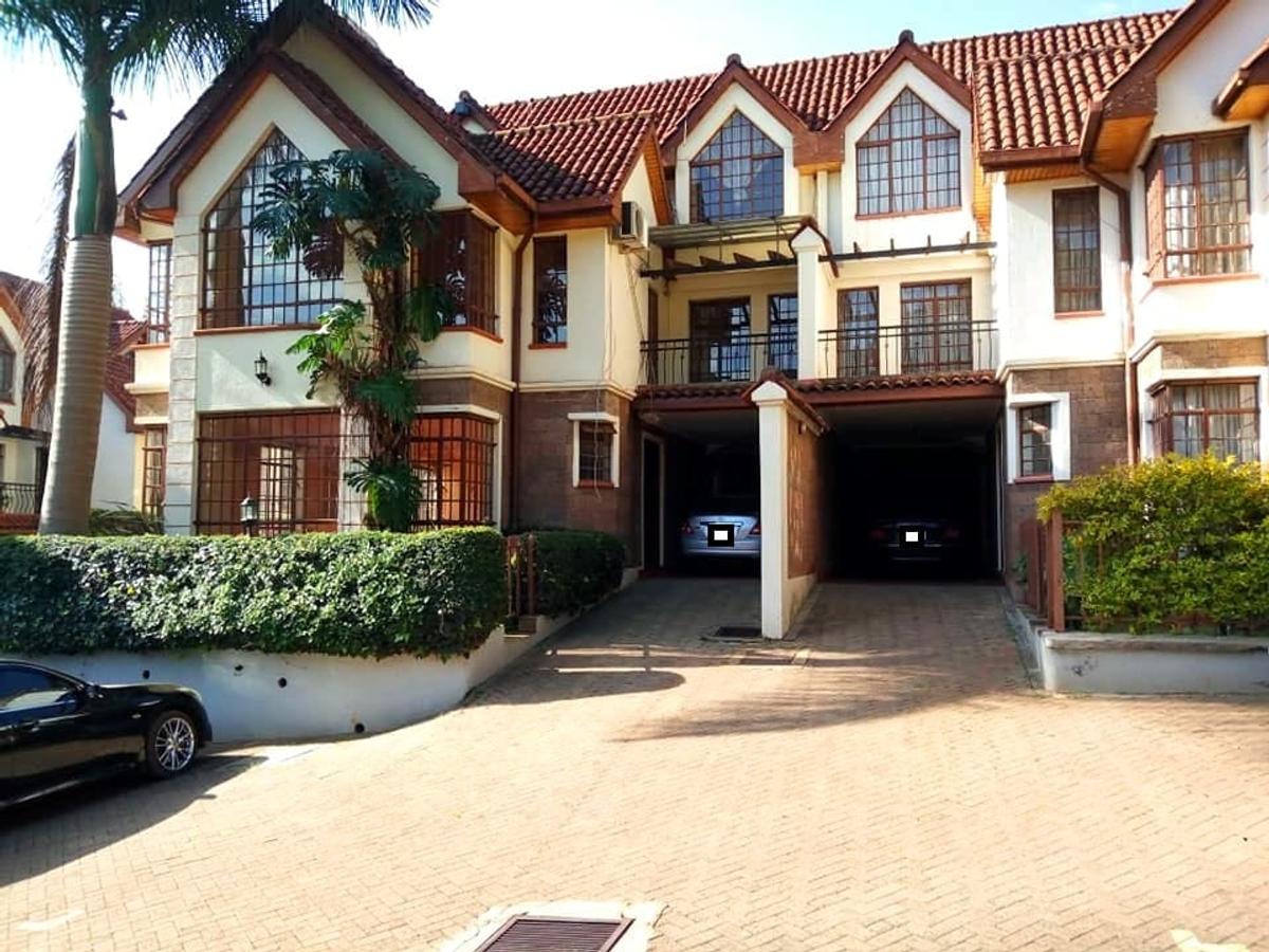 5 Bed Townhouse with En Suite at Kabarsiran Road - 2