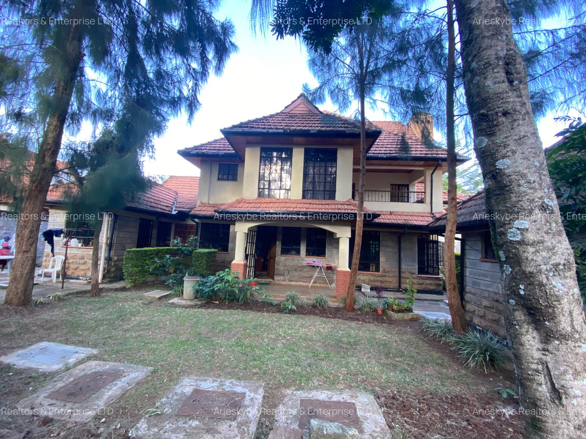 5 Bed Villa with En Suite in Runda - 14