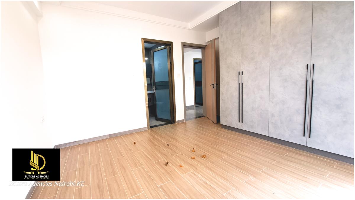 2 Bed Apartment with En Suite at Riverside Dr - 7