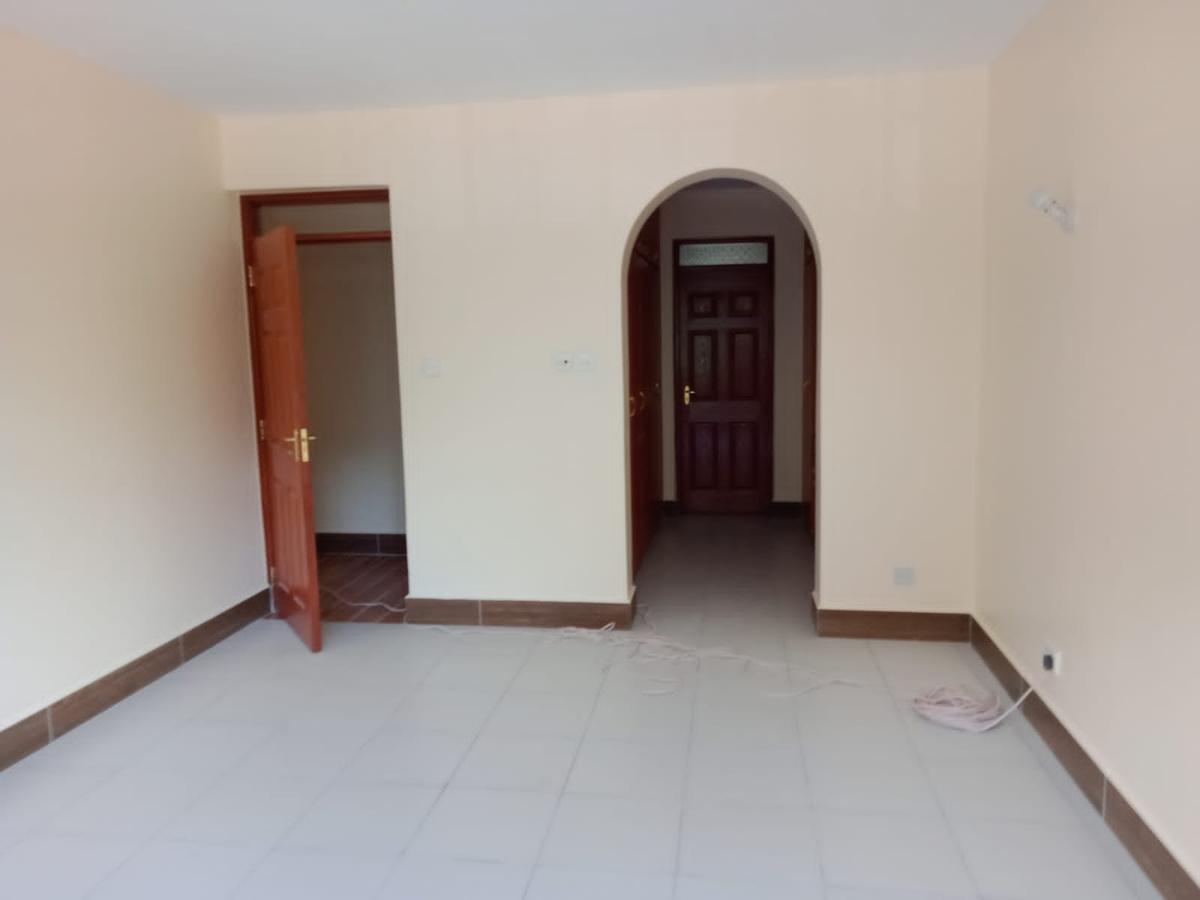 3 Bed Apartment with En Suite in Kileleshwa - 14