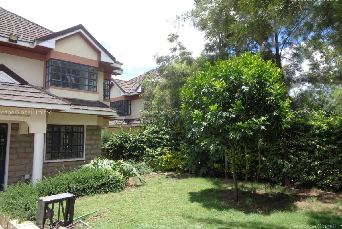 4 Bed Townhouse with En Suite in Kitengela - 1