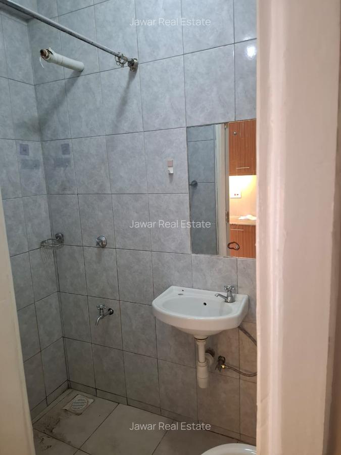 1 Bed Apartment with En Suite at Thindigua - 6