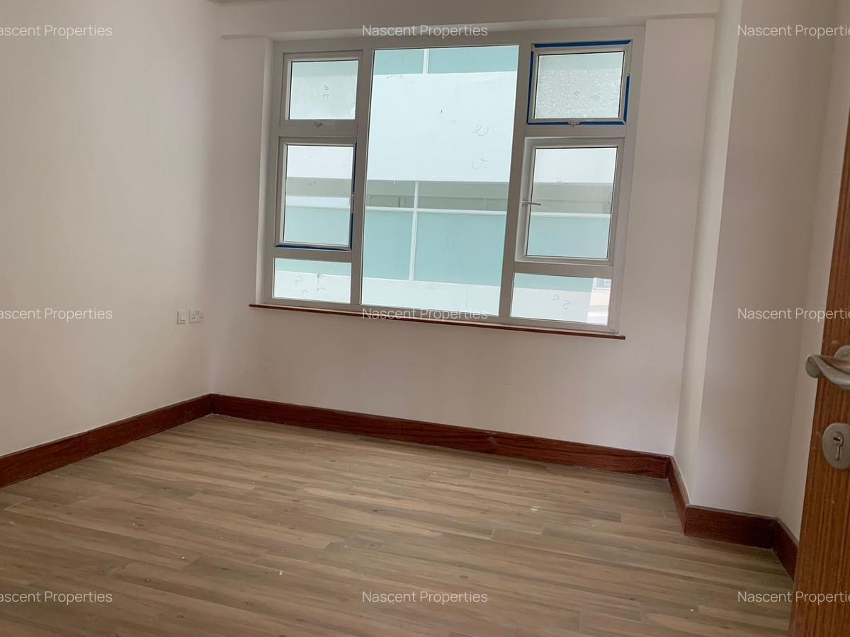 2 Bed Apartment with En Suite in Westlands Area - 6