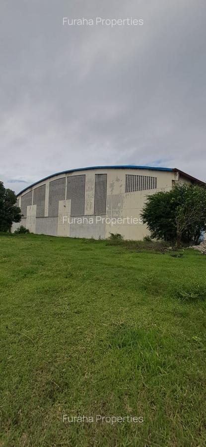 Warehouse in Kikambala - 6