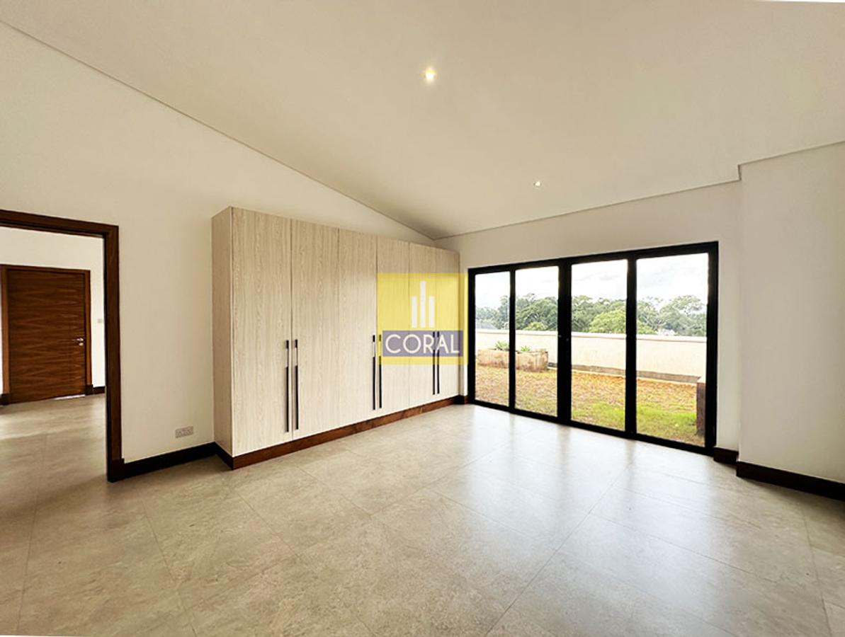 5 Bed Townhouse in Kitisuru - 16