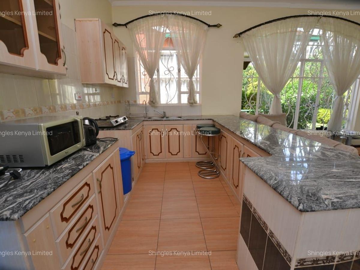 2 Bed House with En Suite at Off James Gichuru Rd - 7