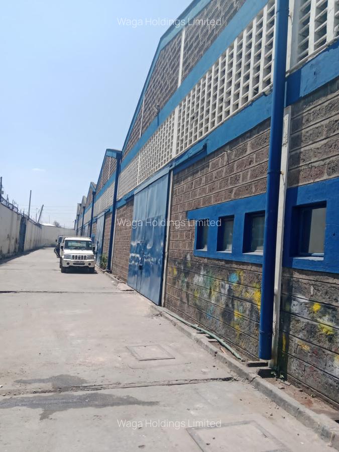 28,000 ft² Warehouse with Electric Fence at Falcon Road - 2