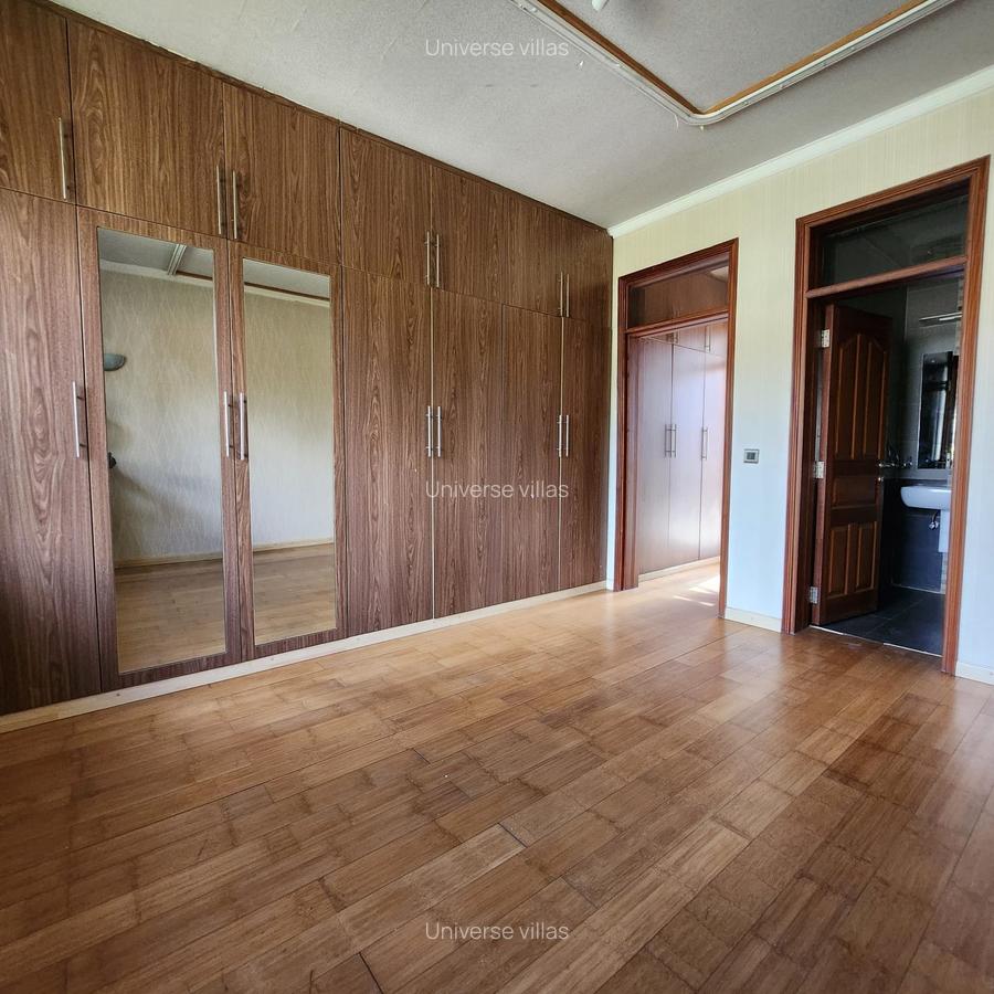 5 Bed Villa with En Suite at Karen Road - 4
