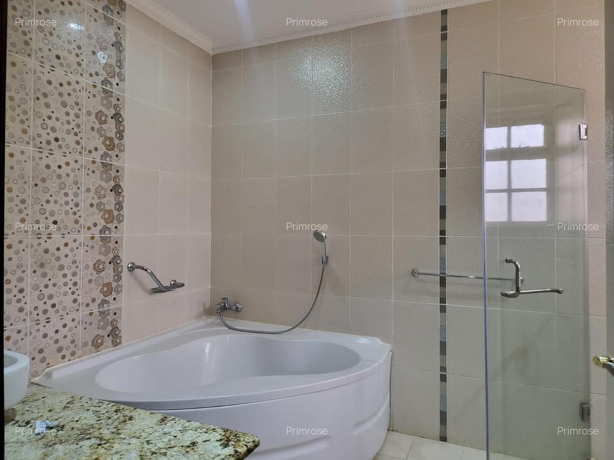 4 Bed Townhouse with En Suite in Westlands Area - 8