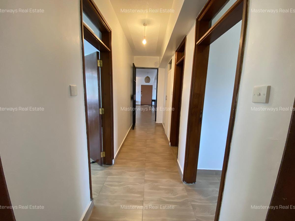 Furnished 3 Bed Apartment with En Suite in Brookside - 10