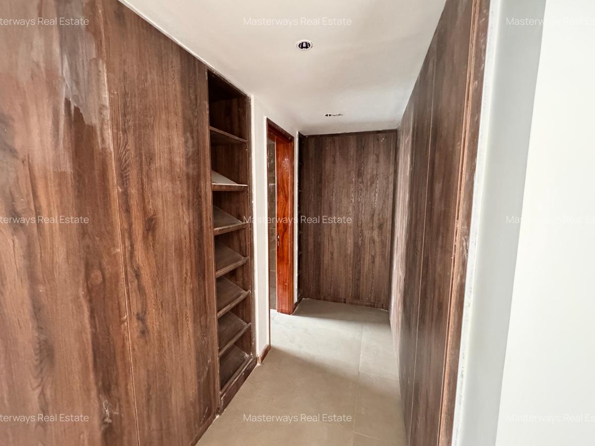 Serviced 3 Bed Apartment with En Suite in Riverside - 11