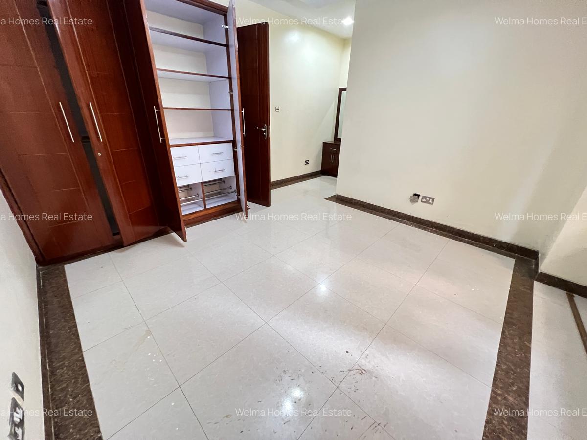4 Bed Apartment with En Suite in Lavington - 10
