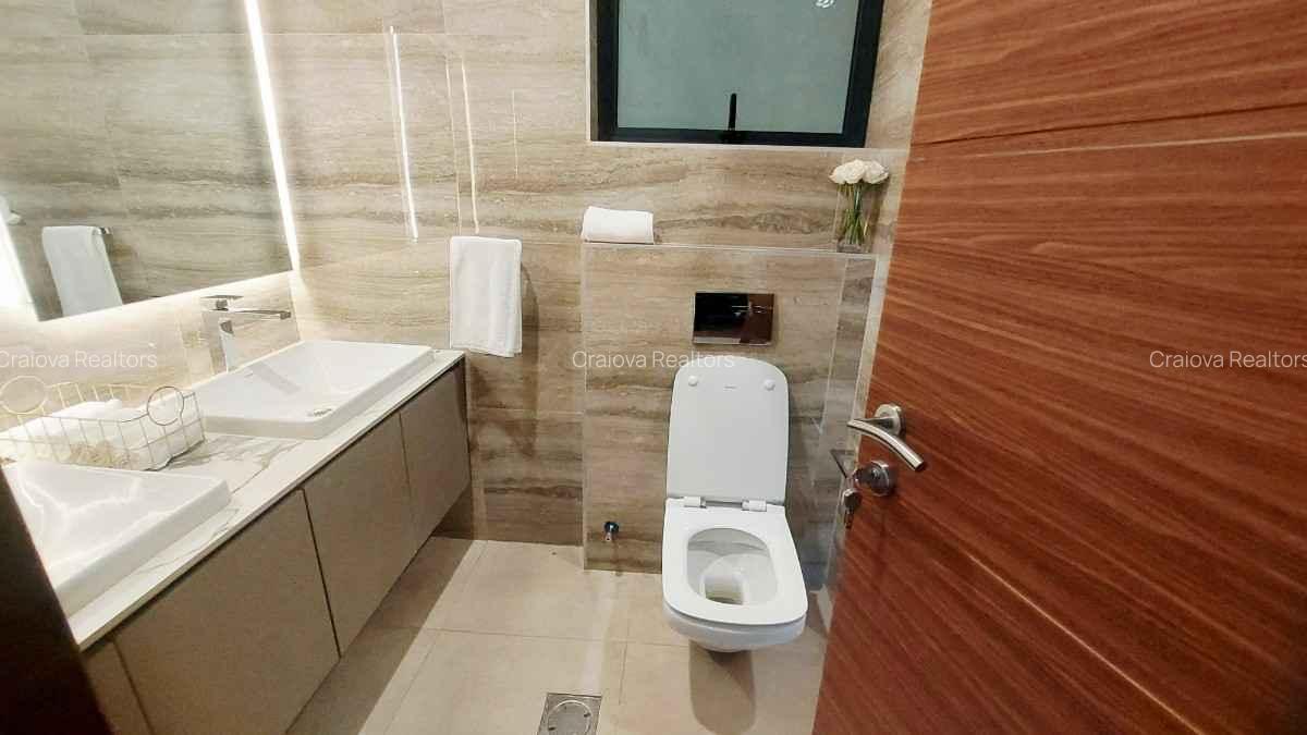 2 Bed Apartment with En Suite at Riverside Drive - 6