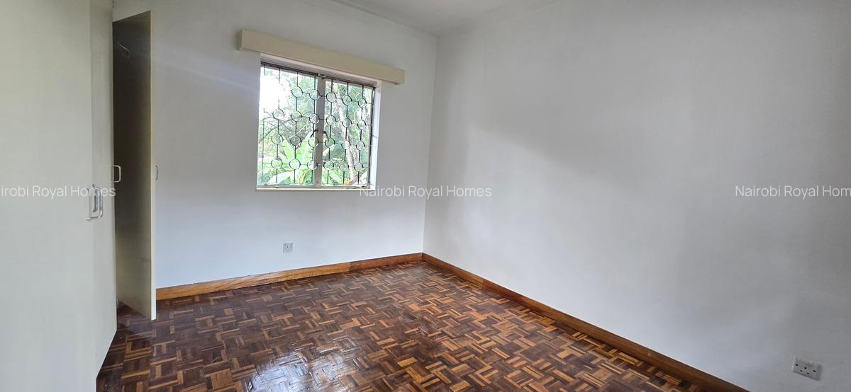 4 Bed Townhouse with En Suite at Convent Drive - 12