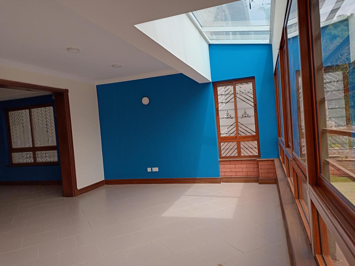 5 Bed House with En Suite at Kyuna - 14
