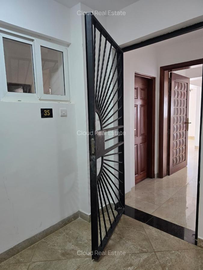 3 Bed Apartment with Staff Quarters in Westlands Area - 7