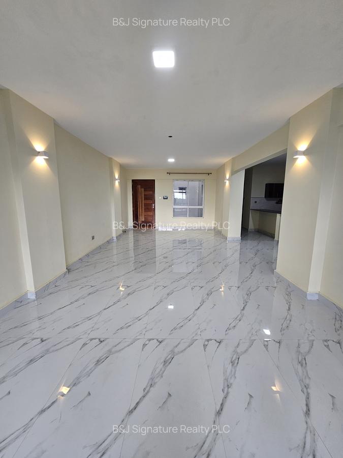 4 Bed Apartment with En Suite in Parklands - 7