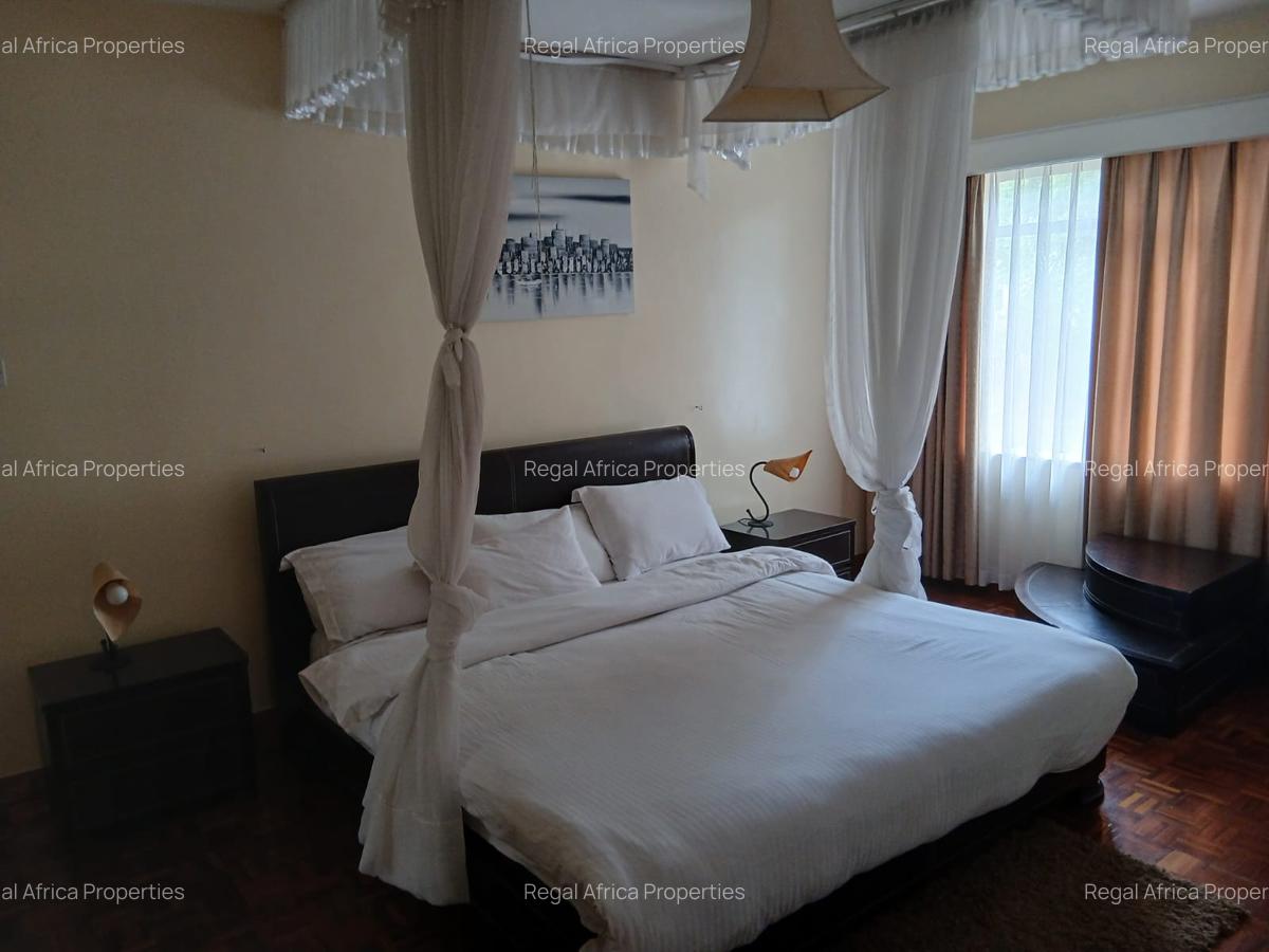 Serviced 3 Bed Apartment with En Suite at Denis Prit - 7