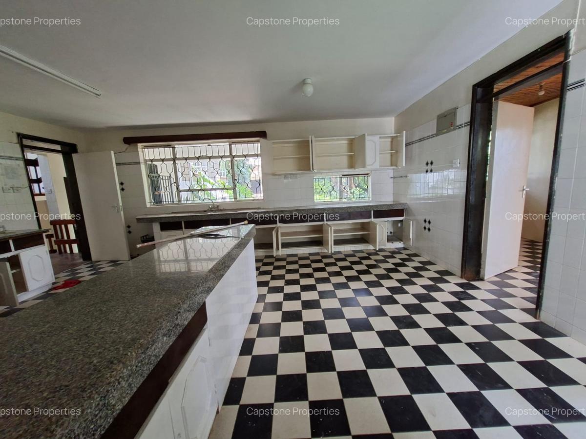 5 Bed House with En Suite in Gigiri - 10