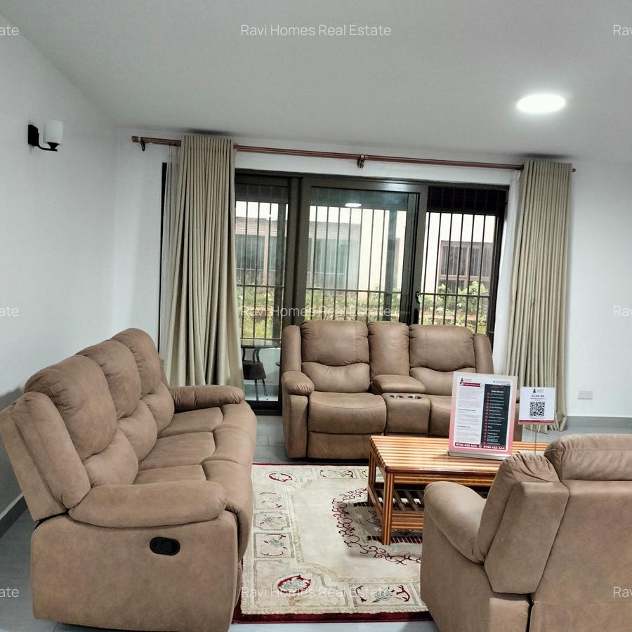2 Bed Apartment with En Suite in Lavington - 20