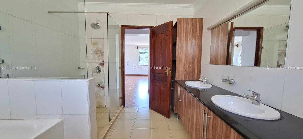 4 Bed Townhouse with En Suite at Kitisuru - 5