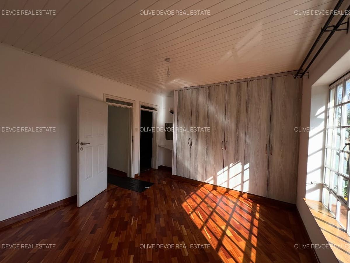 4 Bed House with En Suite in Gigiri - 10