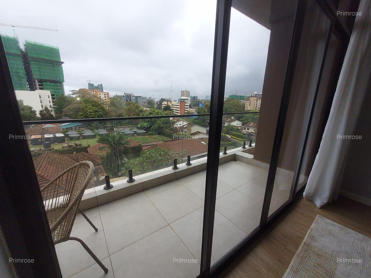 2 Bed Apartment with En Suite in Brookside - 7