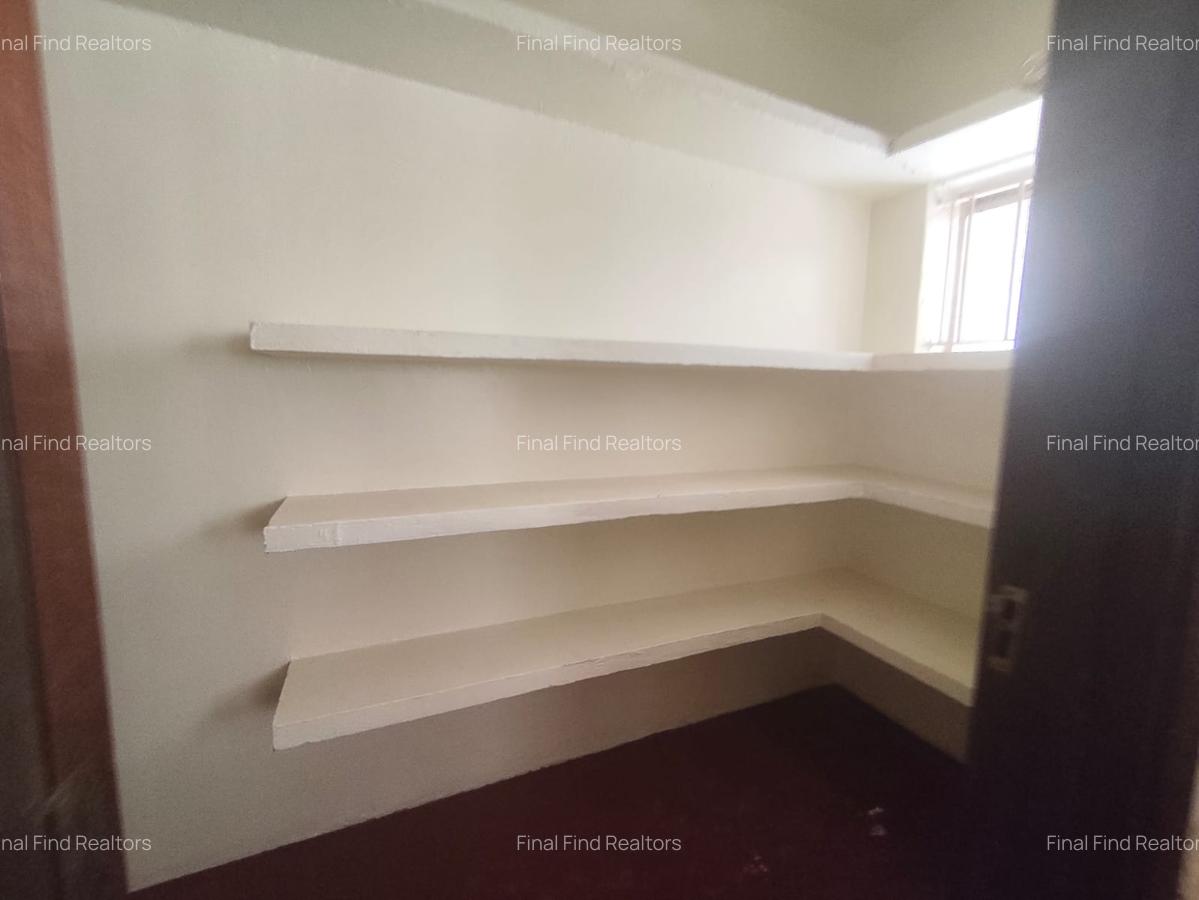 4 Bed Townhouse with Garden in Westlands Area - 12