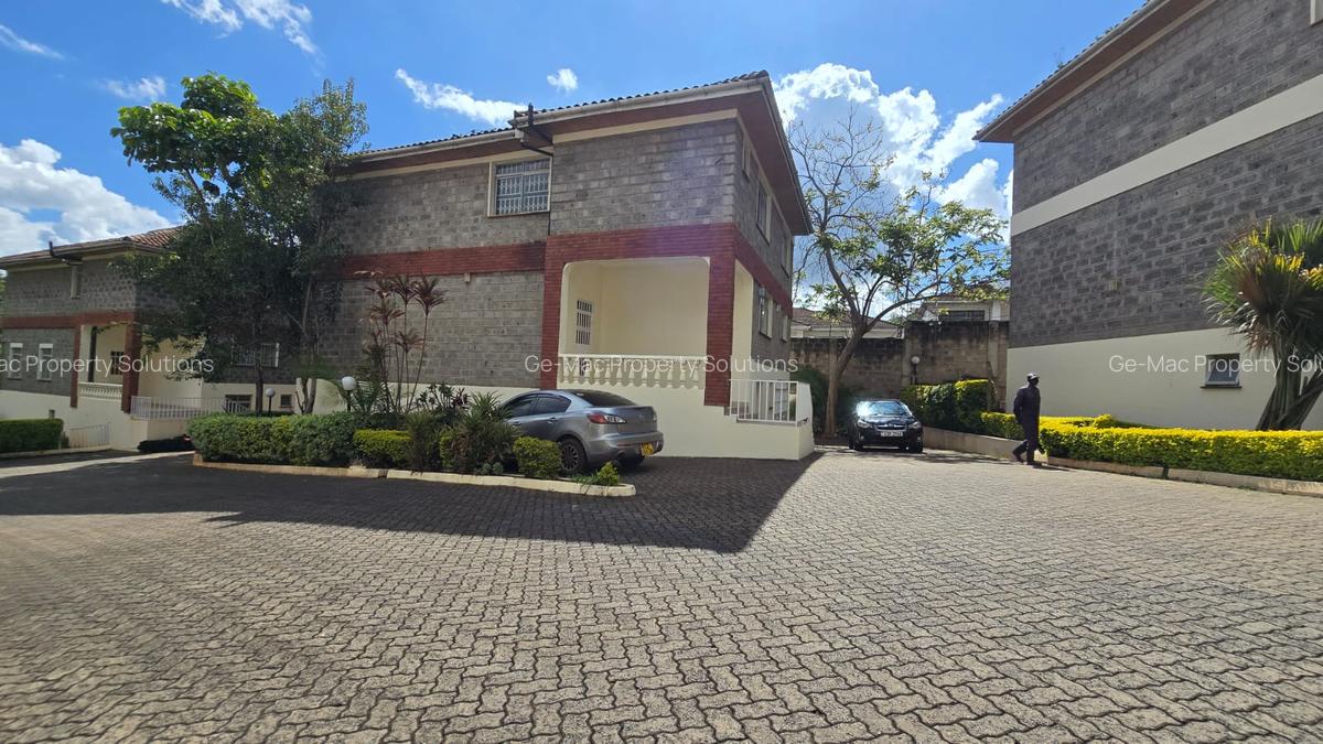 5 Bed Townhouse with Staff Quarters in Lavington - 9