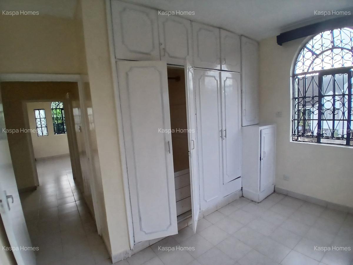 5 Bed House with En Suite in Karen - 5