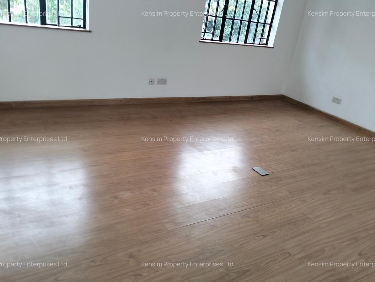 4 Bed Townhouse with En Suite in Runda - 16