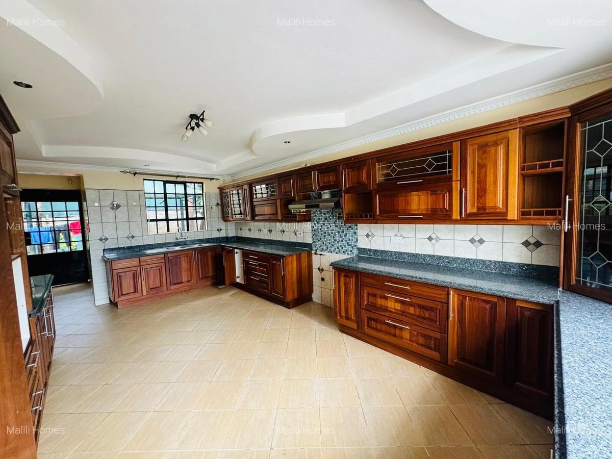 4 Bed Apartment in Karen - 3