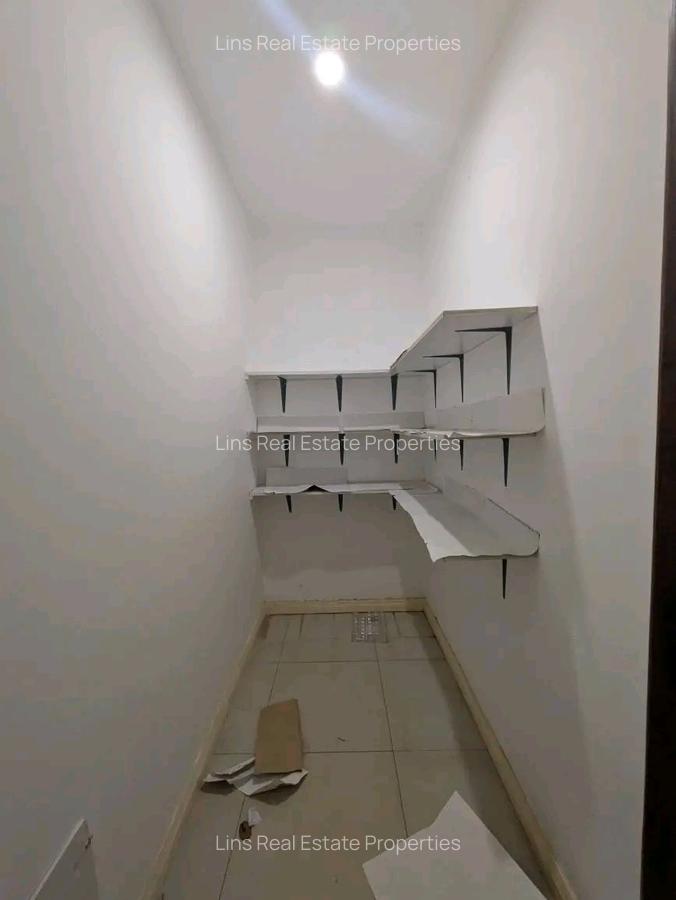 4 Bed Townhouse with En Suite in Runda - 6