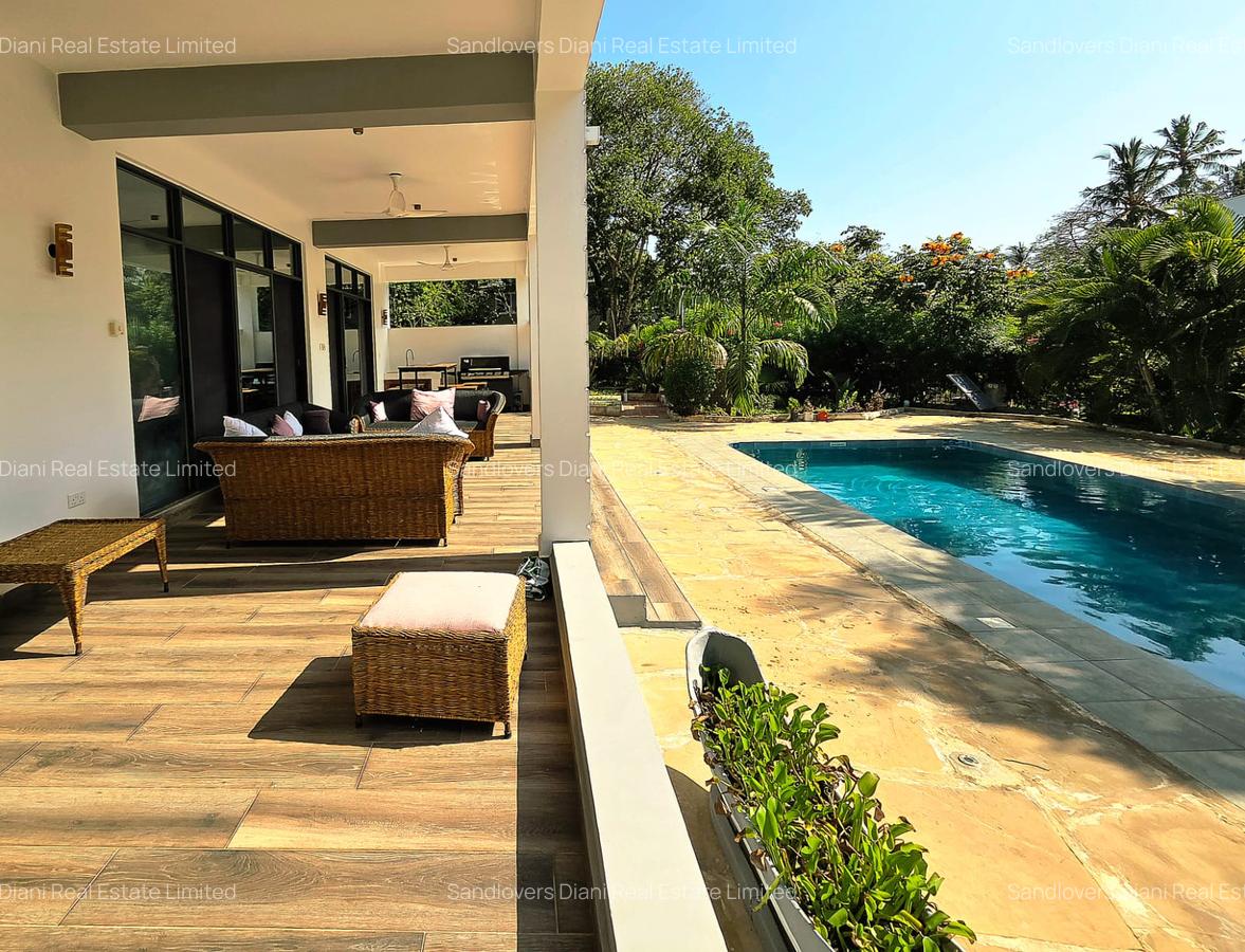 4 Bed Villa with En Suite in Diani - 10