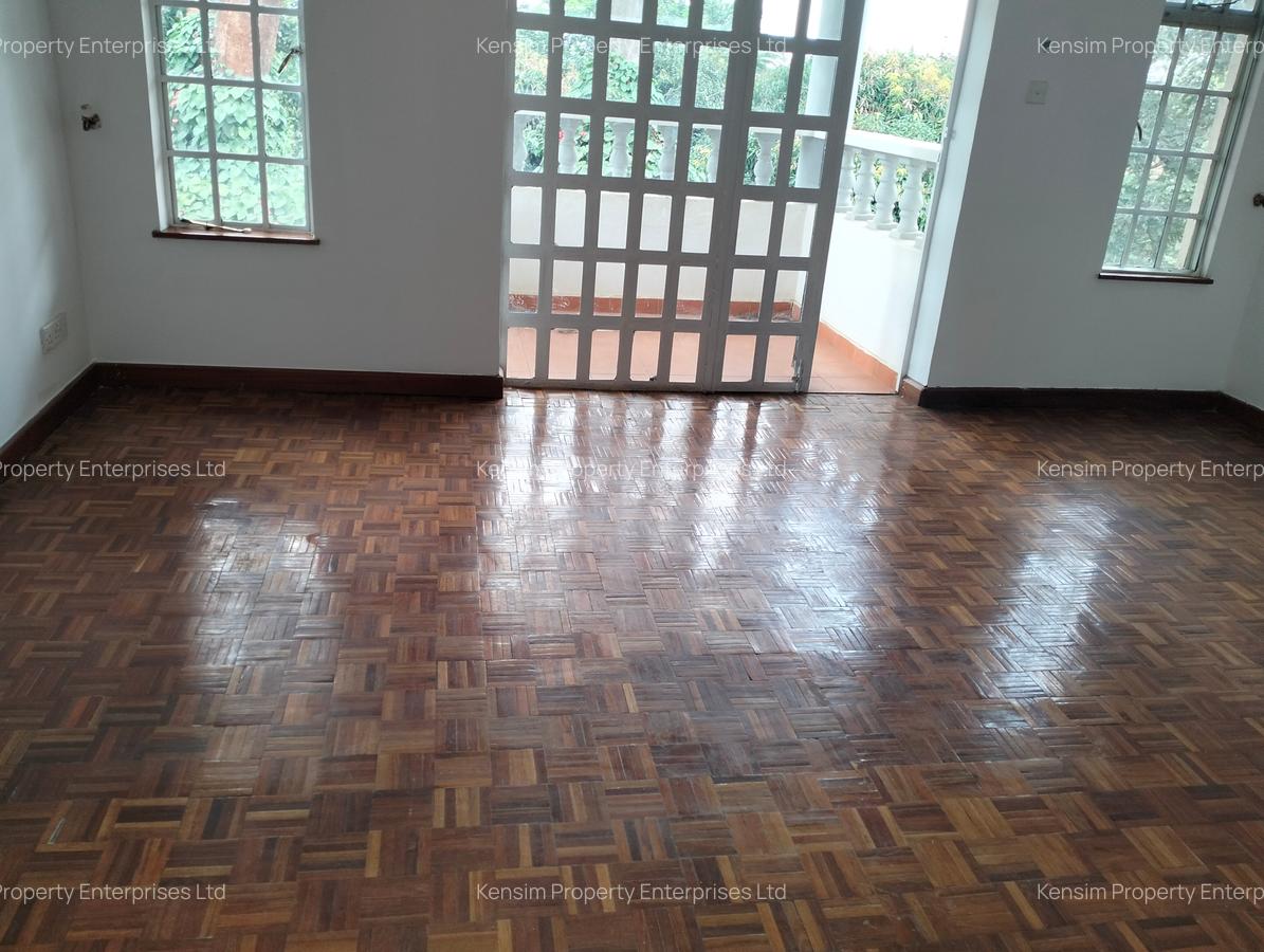 4 Bed Townhouse with En Suite in Nyari - 15