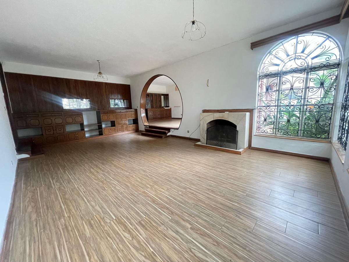 5 Bed House with En Suite in Gigiri - 16