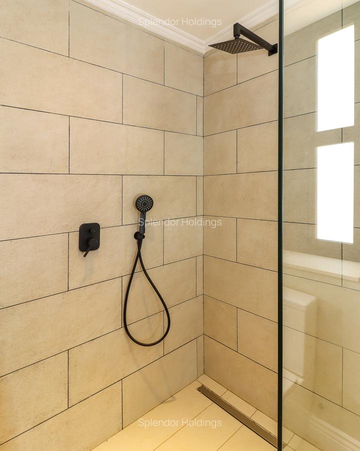 3 Bed Townhouse with En Suite in Runda - 14