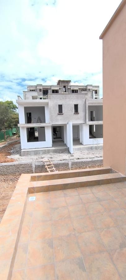 4 Bed Townhouse with En Suite at Mombasa Road - 4