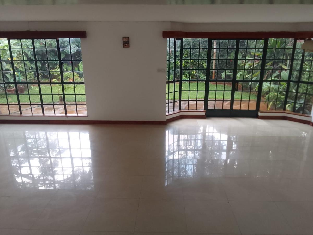 4 Bed Townhouse with En Suite in Westlands Area - 10