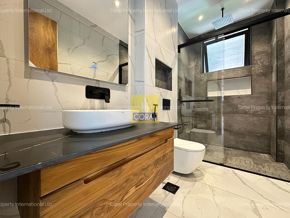 4 Bed Apartment in Westlands Area - 9