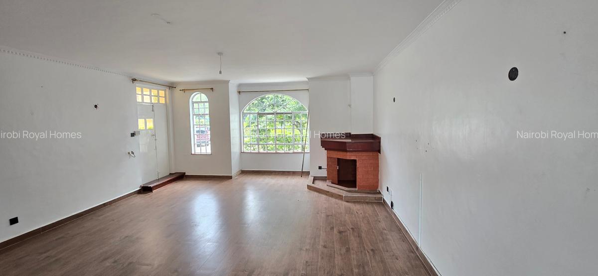5 Bed Townhouse with En Suite at Lavington Road - 17