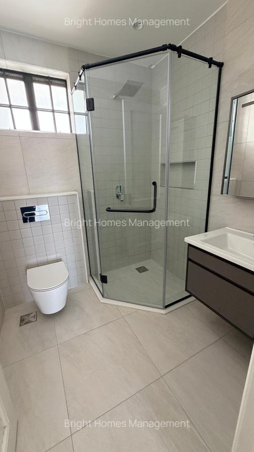 4 Bed Townhouse with En Suite in Westlands Area - 13