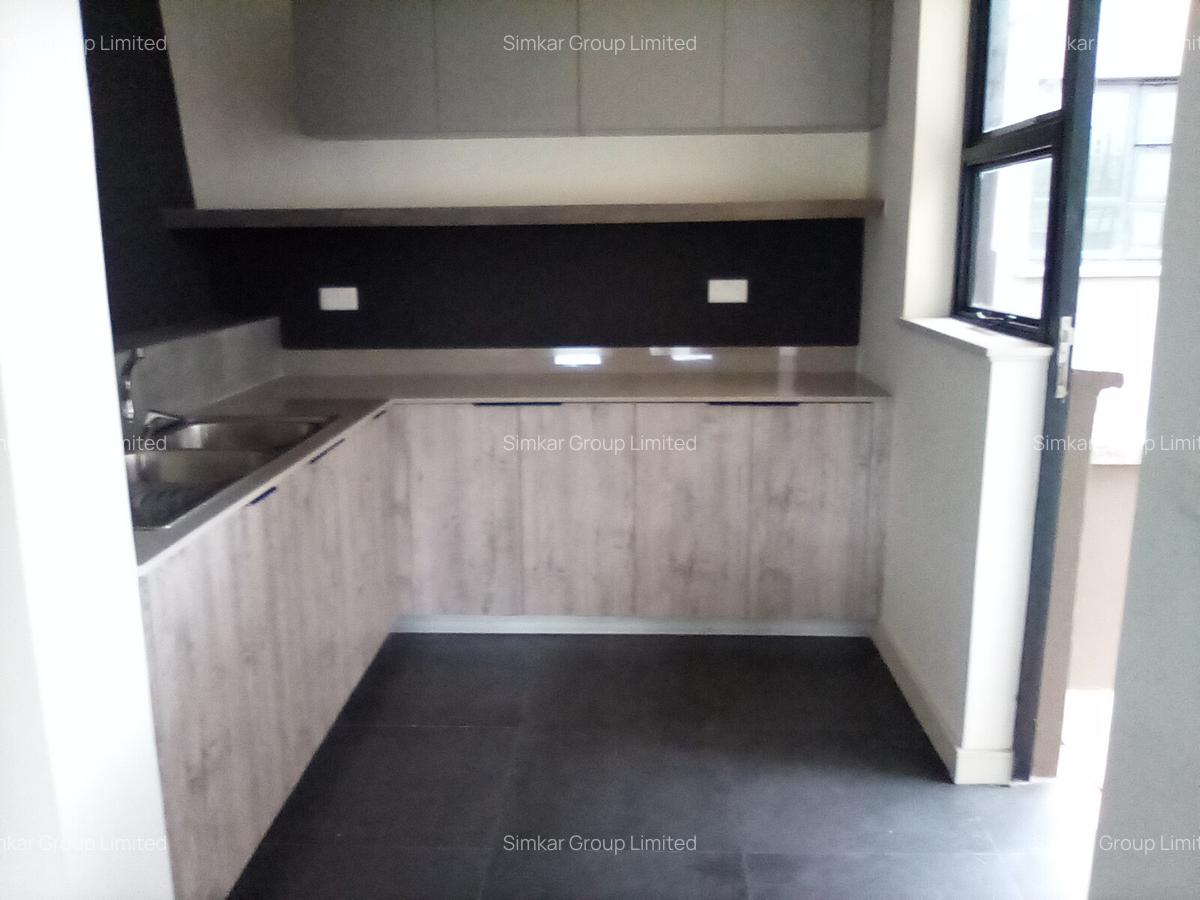 4 Bed Townhouse with En Suite at Tilisi - 8